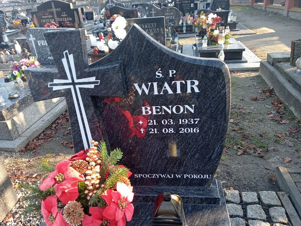 Grób Benon Wiatr