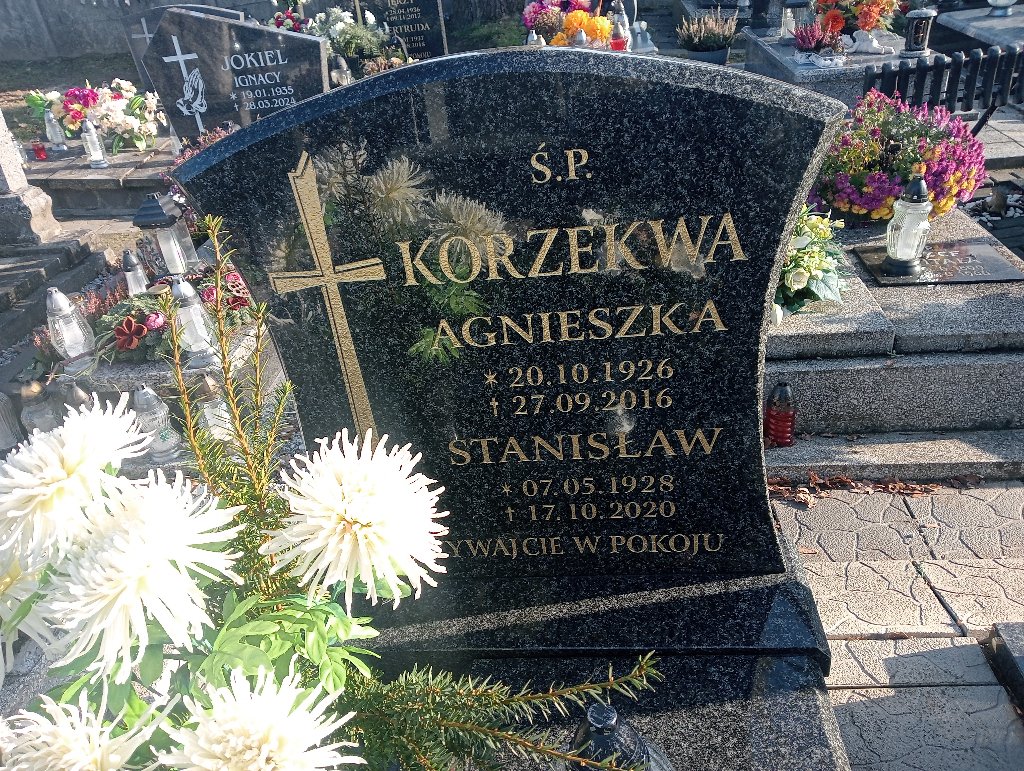 Grób Stanisław Korzekwa