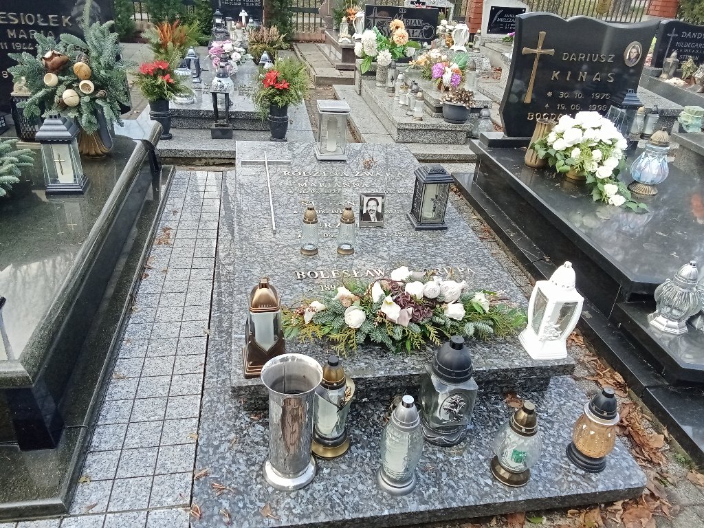 Grób Marianna Zwaka